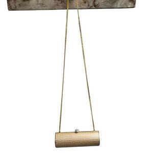 Glam Croc-Embossed Cylinder Clutch – Gold Chain Strap – Champagne Nude